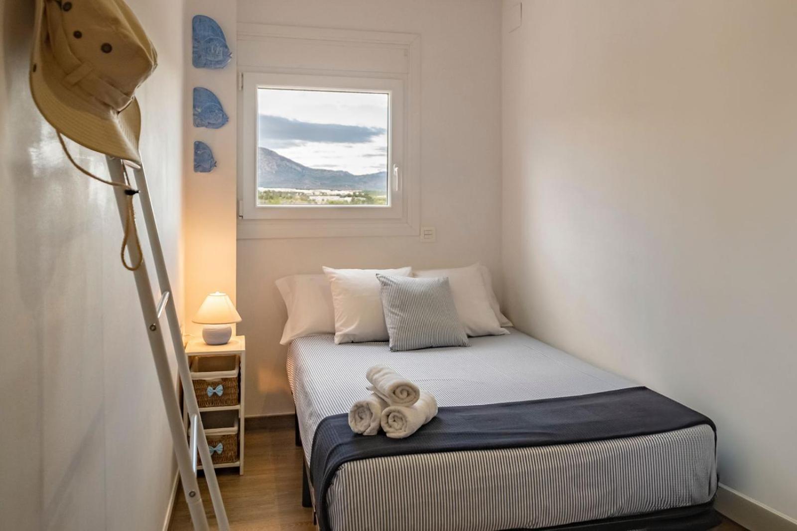 Apartamento Con Terraza, Vistas Playa Y Montana Hospitalet De L'Infant Kültér fotó